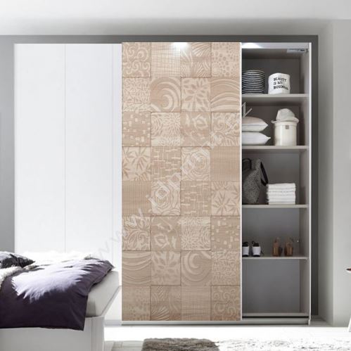 Vybavená šatní skříň s posuvnými dveřmi Xaos-SD-275 bílý mat v kombinaci s dekorem béžovým