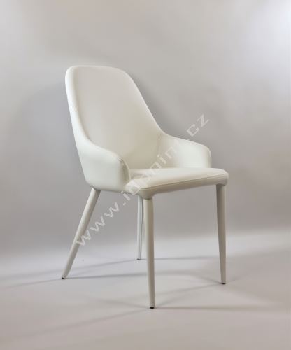 Nuova-FR X601 bianco. Pohodlná celočalouněná židle, měkkou kůží bílé barvy